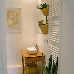 Big-size Bett Gartenapartment *